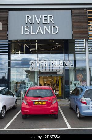 H&M store, Biggleswade, Bedfordshire, UK, A1 Retail Park Stock Photo - Alamy