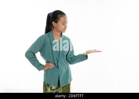 Asian student girl pose in library showing thumb up sign Stock Photo ...