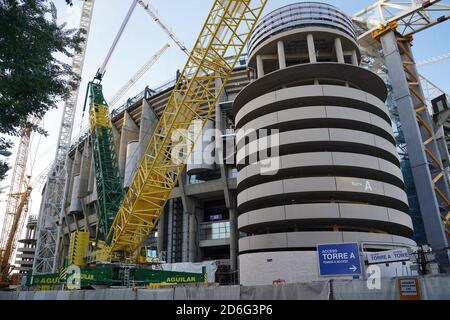 Madrid, Spain. 17th Oct, 2020. A view of the stadium during its renovation. The new Bernabeu Stadium with a 360-degree scoreboard, new leisure spaces and a retractable roof is originally to be finished in the summer of 2022 after undergoing renovation. It will be the most modern stadium in the world Credit: CORDON PRESS/Alamy Live News Stock Photo