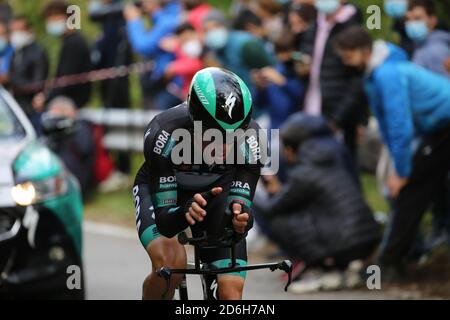 Valdobbiadene, Italy. 17th Oct, 2020. valdobbiadene, Italy, 17 Oct 2020, Rafal Majka (Bora Hansgore) during Conegliano - Valdobbiadene - Cycling Tour of Italy - Credit: LM/Luca Tedeschi Credit: Luca Tedeschi/LPS/ZUMA Wire/Alamy Live News Stock Photo