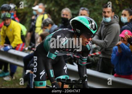 Valdobbiadene, Italy. 17th Oct, 2020. valdobbiadene, Italy, 17 Oct 2020, Rafal Majka (Bora Hansgore) during Conegliano - Valdobbiadene - Cycling Tour of Italy - Credit: LM/Luca Tedeschi Credit: Luca Tedeschi/LPS/ZUMA Wire/Alamy Live News Stock Photo