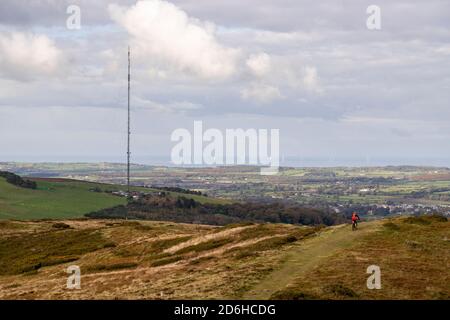 Moel-y-Parc transmitter mast, Clwydian Range, North Wales Stock Photo