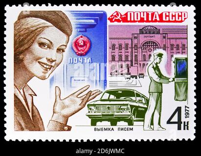 MOSCOW, RUSSIA - SEPTEMBER 15, 2020: Postage stamp printed in USSR (Russia) shows Postal collection, serie, circa 1977 Stock Photo
