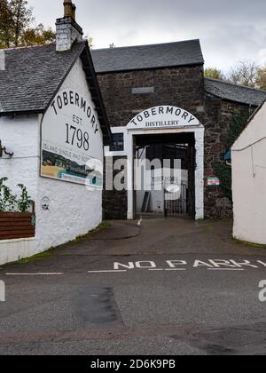 Tobermory Distillery, Mull, Inner Hebrides, Scotland UK. Stock Photo