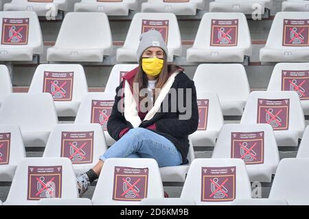 Turin, Italy. 18th Oct, 2020. Turin. Serie A Tim 2020/2021 League match. Turin vs Cagliari with 1000 fans for the Covid 19 emergency. Olympic Stadium In the photo: Credit: Independent Photo Agency/Alamy Live News Stock Photo