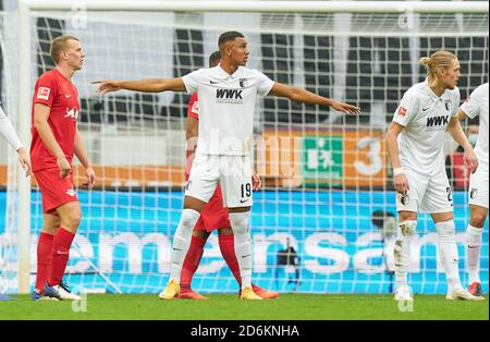 Felix UDUOKHAI, FCA 19 geste, Hans Fredrik JENSEN FCA 24 Lukas KLOSTERMANN, RB Leipzig 16  FC AUGSBURG - RB LEIPZIG 0-2 1.German Football League , Augsburg, October 17, 2020.  Season 2020/2021, match day 04,  © Peter Schatz / Alamy Live News    - DFL REGULATIONS PROHIBIT ANY USE OF PHOTOGRAPHS as IMAGE SEQUENCES and/or QUASI-VIDEO - Stock Photo