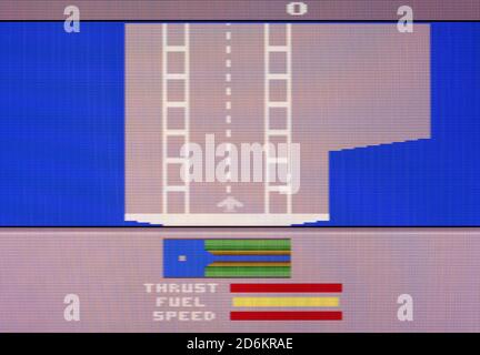 River Raid II Sur Cartouche Atari 2600 – Le Classique Arcade D'Activision