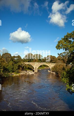 Medieval Devil’s Bridge over the River Lune at Kirkby Lonsdale in the ...