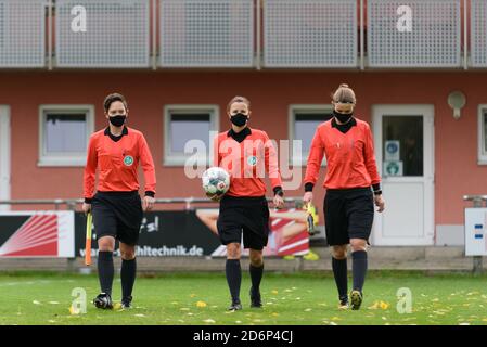 Weinberg, Germany. 18th Oct, 2020. Referees entering the pitch before the Frauenregionalliga match between SV Weinberg and FFC Wacker München. Sven Beyrich/SPP Credit: SPP Sport Press Photo. /Alamy Live News Stock Photo