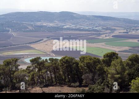 Góra Tabor, Mount Tabor הר תבור Har Tavor; Israel, Izrael, ישראל; View of the Lower Galilee farmland from Mount Tabor. A typical landscape of Galilee Stock Photo