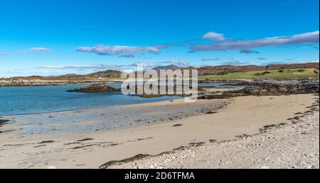 MALLAIG WEST COAST SCOTLAND THE SILVER SANDS OF MORAR SANDY BEACHES LYING BETWEEN ARISAIG AND MORAR Stock Photo