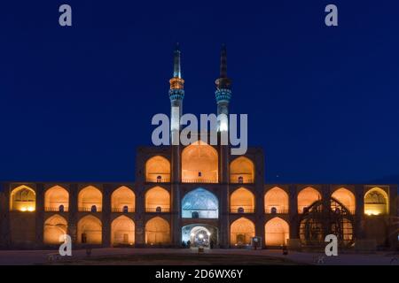 Amir Chakhmaq Complex during the sunset in the center of Yazd. The major highlight in this square is a 3-story facade. The third floor has three arche Stock Photo