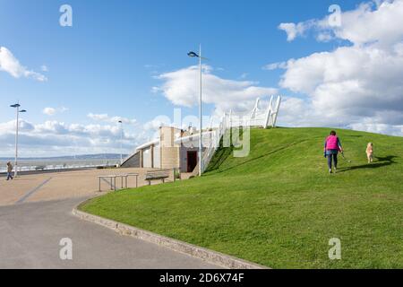 Aberavon Beach promenade and Teletubbie Hill, The Princess Margaret Way, Port Talbot, Neath & Port Talbot County Borough, Wales, United Kingdom Stock Photo