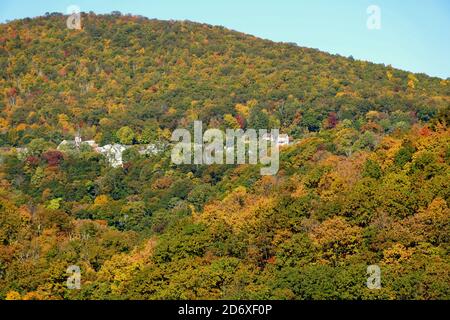 Striking colors of fall foliage near the hills of Jim Thorpe, Pennsylvania, U.S.A Stock Photo