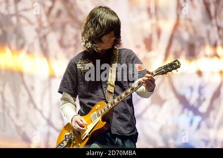 John Squire of The Stone Roses performing at the Isle of Wight Festival, in Seaclose Park, Newport, Isle of Wight. Stock Photo