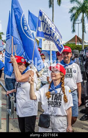 Miami Florida,Biscayne Boulevard,Free Trade Area of Americans Summit FTAA demonstrations,protesters United Steelworkers women union members, Stock Photo