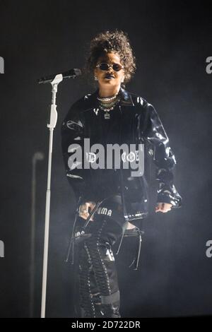 Rihanna performing during the V Festival at Hylands Park in Chelmsford, Essex. Picture date: Sunday August 21, 2016. Photo credit should read: EMPICS Entertainment. Stock Photo
