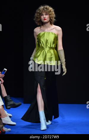 Models on the catwalk during the Osman Autumn/Winter 2017 London Fashion Week show at the ICA, London. Picture date: Monday February 20th, 2017. Photo credit should read: Matt Crossick/ EMPICS Entertainment. Stock Photo