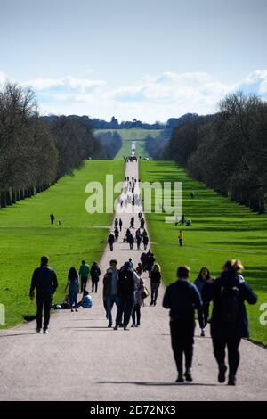 General view of the Long Walk in Windsor, Berkshire, the final part of the carriage procession route around Windsor planned for the upcoming wedding of Prince Harry and Meghan Markle. Picture date: Thursday April 5th, 2018. Photo credit should read: Matt Crossick/ EMPICS Entertainment. Stock Photo