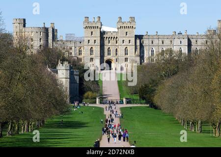 General view approaching Windsor Castle along the Long Walk in Windsor, Berkshire, the final part of the carriage procession route around Windsor planned for the upcoming wedding of Prince Harry and Meghan Markle. Picture date: Thursday April 5th, 2018. Photo credit should read: Matt Crossick/ EMPICS Entertainment. Stock Photo