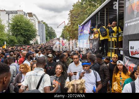 Floats and performers on the parade route during the second day of the Notting Hill Carnival in London. Picture date: Monday August 27th, 2018. Photo credit should read: Matt Crossick/ EMPICS Entertainment. Stock Photo