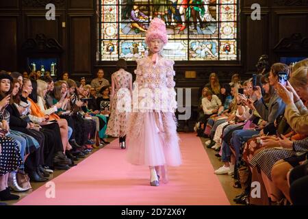 Models on the catwalk during the Ryan Lo  Spring/Summer 2019 London Fashion Week show at Stationers' Hall, London Picture date: Friday September 14th, 2018. Photo credit should read: Matt Crossick/ EMPICS Entertainment. Stock Photo