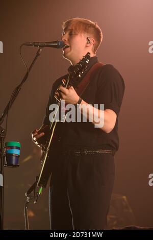 George Ezra performing at Wembley Arena in London. Picture date: Thursday November 15th, 2018. Photo credit should read: Matt Crossick/ EMPICS Entertainment. Stock Photo