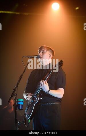 George Ezra performing at Wembley Arena in London. Picture date: Thursday November 15th, 2018. Photo credit should read: Matt Crossick/ EMPICS Entertainment. Stock Photo