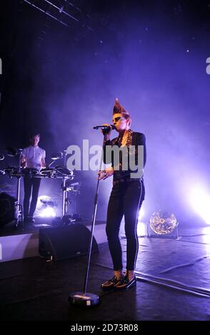 Elly Jackson La Roux performing live at Enmore Theatre Sydney ...