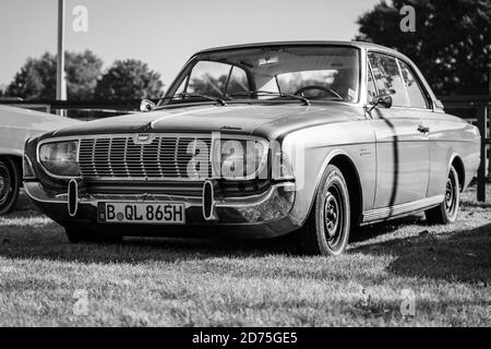 Ford taunus 20m Black and White Stock Photos & Images - Alamy
