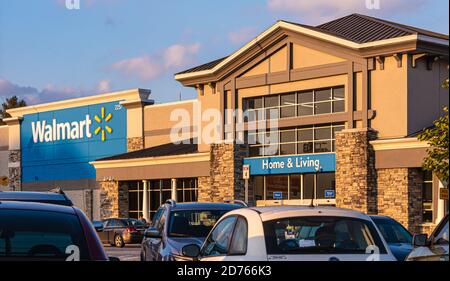 Walmart Supercenter in Blairsville, Georgia. (USA) Stock Photo