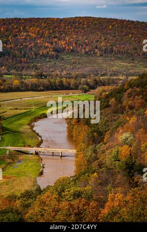 Bucolic rural, autun season highway through fall splendor Stock Photo ...