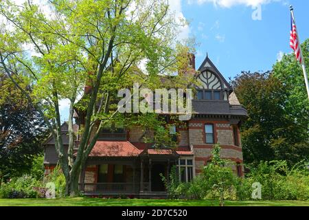 Katharine Seymour Day House at 77 Forest Street was built 1884 to 1871 with Queen Anne style in downtown Hartford, Connecticut, USA. Stock Photo