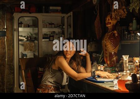 Jessica henwick love and monsters hi-res stock photography and images -  Alamy