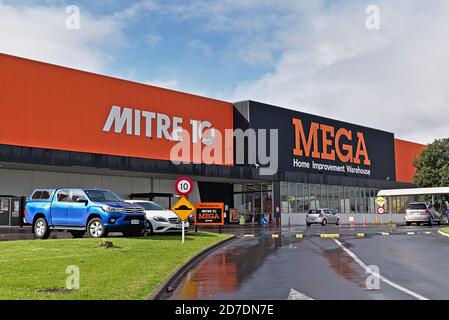 AUCKLAND, NEW ZEALAND - Aug 05, 2019: Auckland / New Zealand - August 5 2019: View of Mitre 10 Mega hardware store in Botany after rain Stock Photo