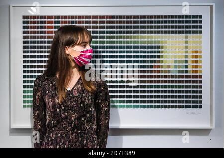 London, UK. 22nd Oct, 2020. Nighthawks, 2020 - Nick Smith's new solo exhibition Pioneers at Rhodes Contemporary Art. Credit: Guy Bell/Alamy Live News Stock Photo