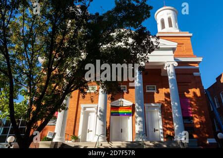 Frederick, MD, USA 10/14/2020: Historical building of Evangelical Reformed United Church of Christ in old Frederick. The brick building with white col Stock Photo