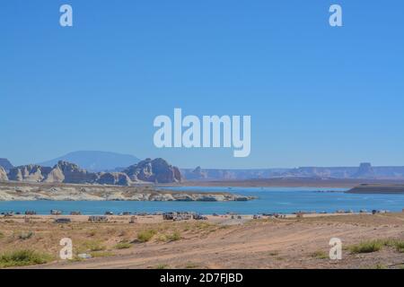 View of Lone Rock Beach Campground at Wahweap Bay on Lake Powell in Glen Canyon National Recreation Area, Utah Stock Photo