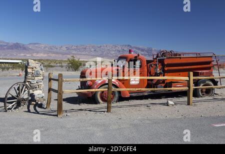 Burnt Wagons Point Monument at Stovepipe Wells Village, Death Valley National Park, California Stock Photo