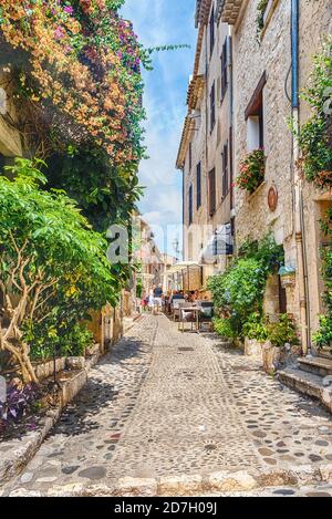 SAINT-PAUL-DE-VENCE, FRANCE - AUGUST 17: Walking in the picturesque streets of Saint-Paul-de-Vence, Cote d'Azur, France, on August 17, 2019. It's one Stock Photo