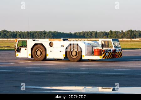 Aircraft towing tractor Stock Photo - Alamy