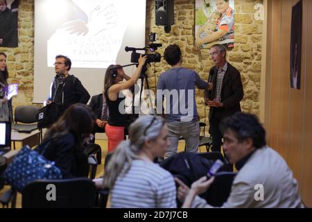 Press Conférence about poverty and precariousness at French popular relief in paris rue Froissart Stock Photo