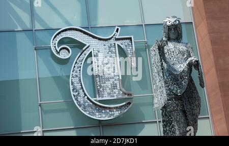 The Briggate Minerva statue outside Trinity Leeds shopping centre,  West Yorkshire, England. Stock Photo