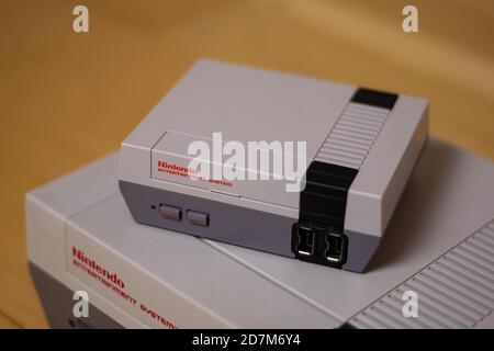 Vc6000 Game Console retro electronic video game original atari vcs 2600 six switch woodie ...