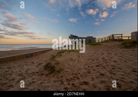 Big skies over the North Sea Observatory, Chapel St Leonards, Lincolnshire Stock Photo