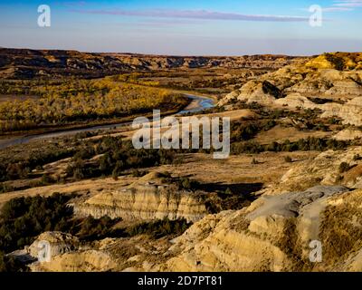 Fall colors along the little missouri river in the Badlands of Theodore Roosevelt National Park,  North Dakota, USA Stock Photo