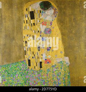 Title: The Kiss Creator: Gustav Klimt  Date: 1907 Medium: Oil on canvas Dimensions: 180 x 180 cms Location: Osterreichische Galerie Belvedere, Vienna Stock Photo