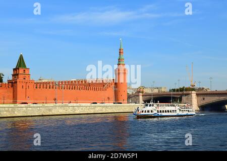 Cruise ship Dobrynya on Moskva river sails past Moscow Kremlin Stock Photo