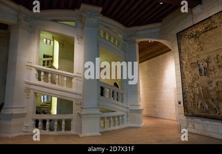 France, Loir-et-Cher (41), Chambord (Unesco World Heritage), royal castle from Renaissance period, the double-spiral staircase, first floor Stock Photo