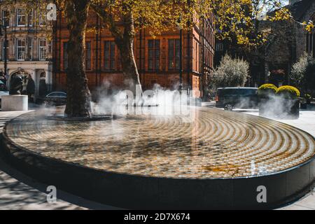 Mayfair London, UK April 10, 2019: Slience and mist - Tadao Ando's mystic Mayfair Fountain Stock Photo
